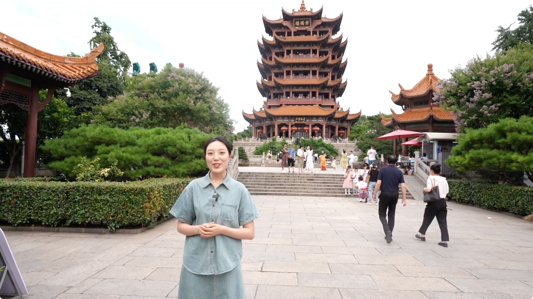 图4：外景老师孟芯竹.jpeg